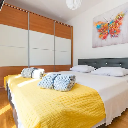 Lucylu Apartmán