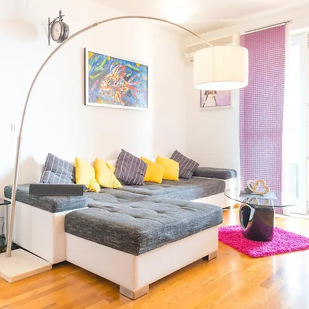 Apartman Lucylu *